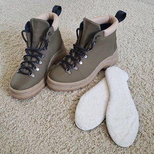 Hiking Boots The Weekend Boot in Sage with Woolly Footbed